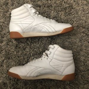 Old School White Hi Top Leather Reebok’s
